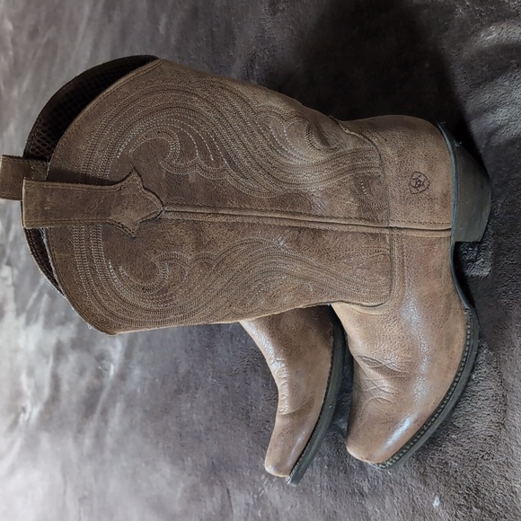 Ariat Shoes - Ariat Brown Leather Western Heeled Boots